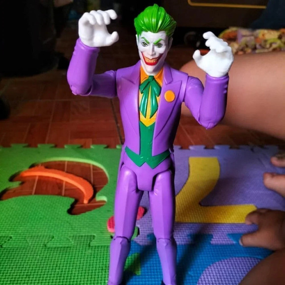 DC Comics, 12-inch The Joker Action Figure, Kids Toys  for Boys and Girls Ages 3 - Picture 10 of 10